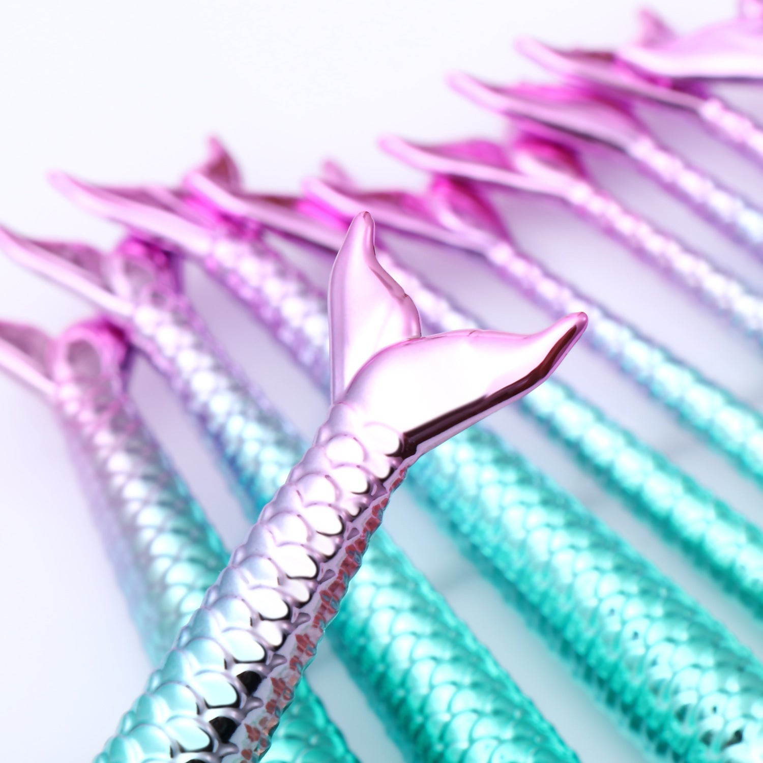 Mermaid Shaped Makeup Brushes Mermaid Shaped Makeup Brushes